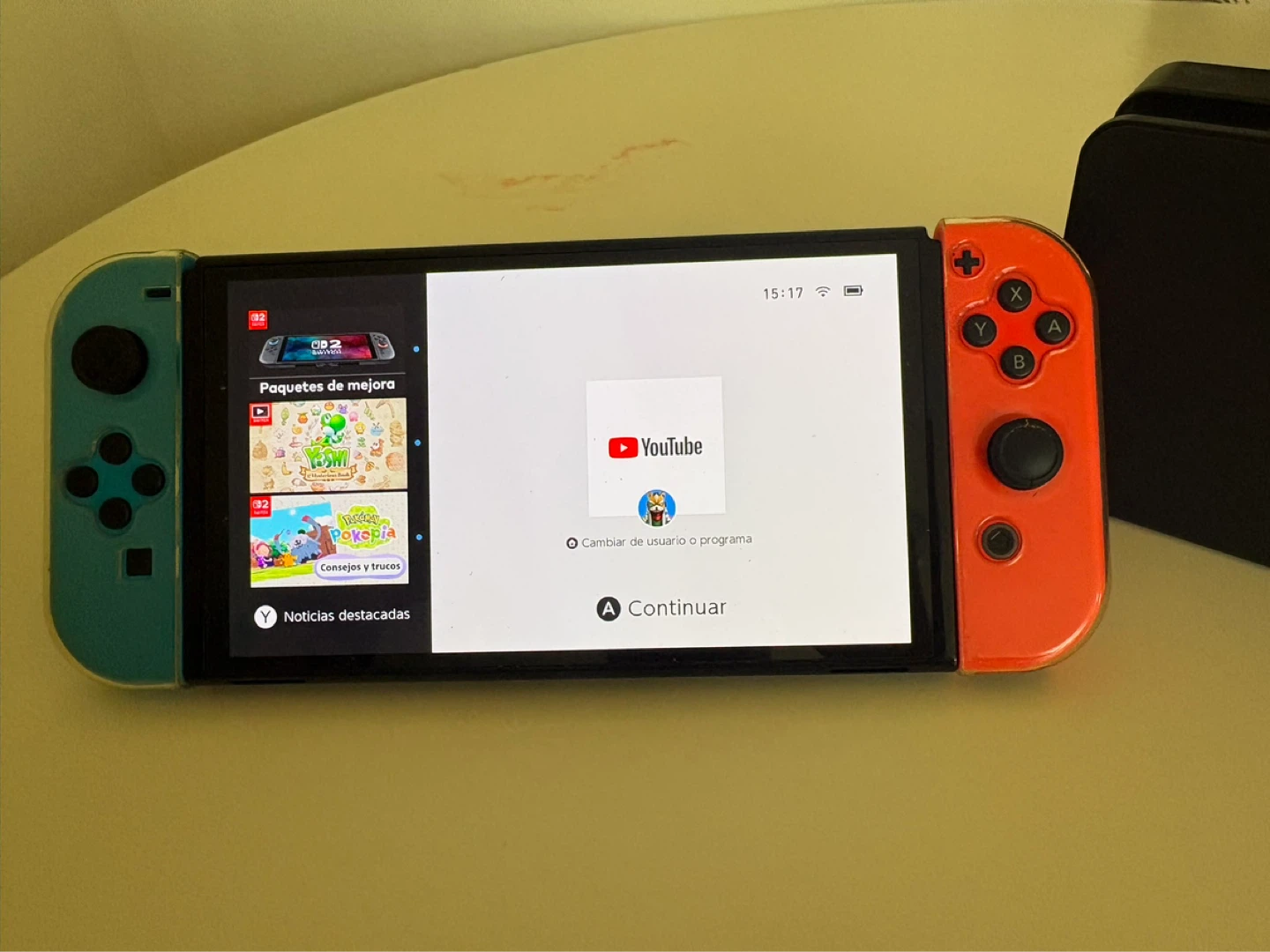 Nintendo Switch Console with 2 Games - photo 2