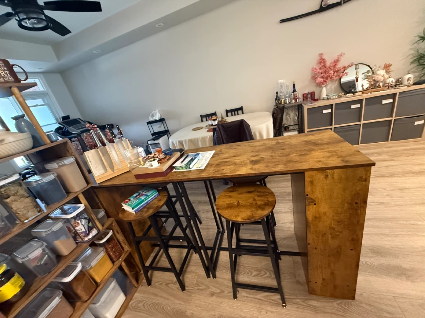 Rustic Wood kitchen Island/Bar Table with Stools - photo 3