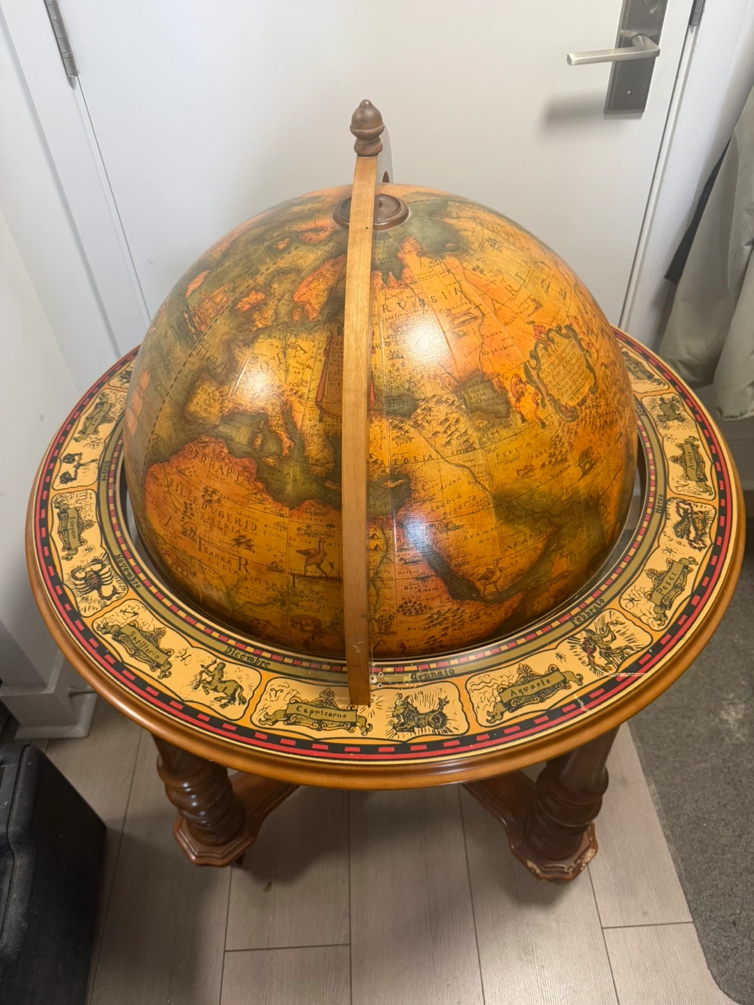 Vintage Wooden Bar Globe Cart - photo 2