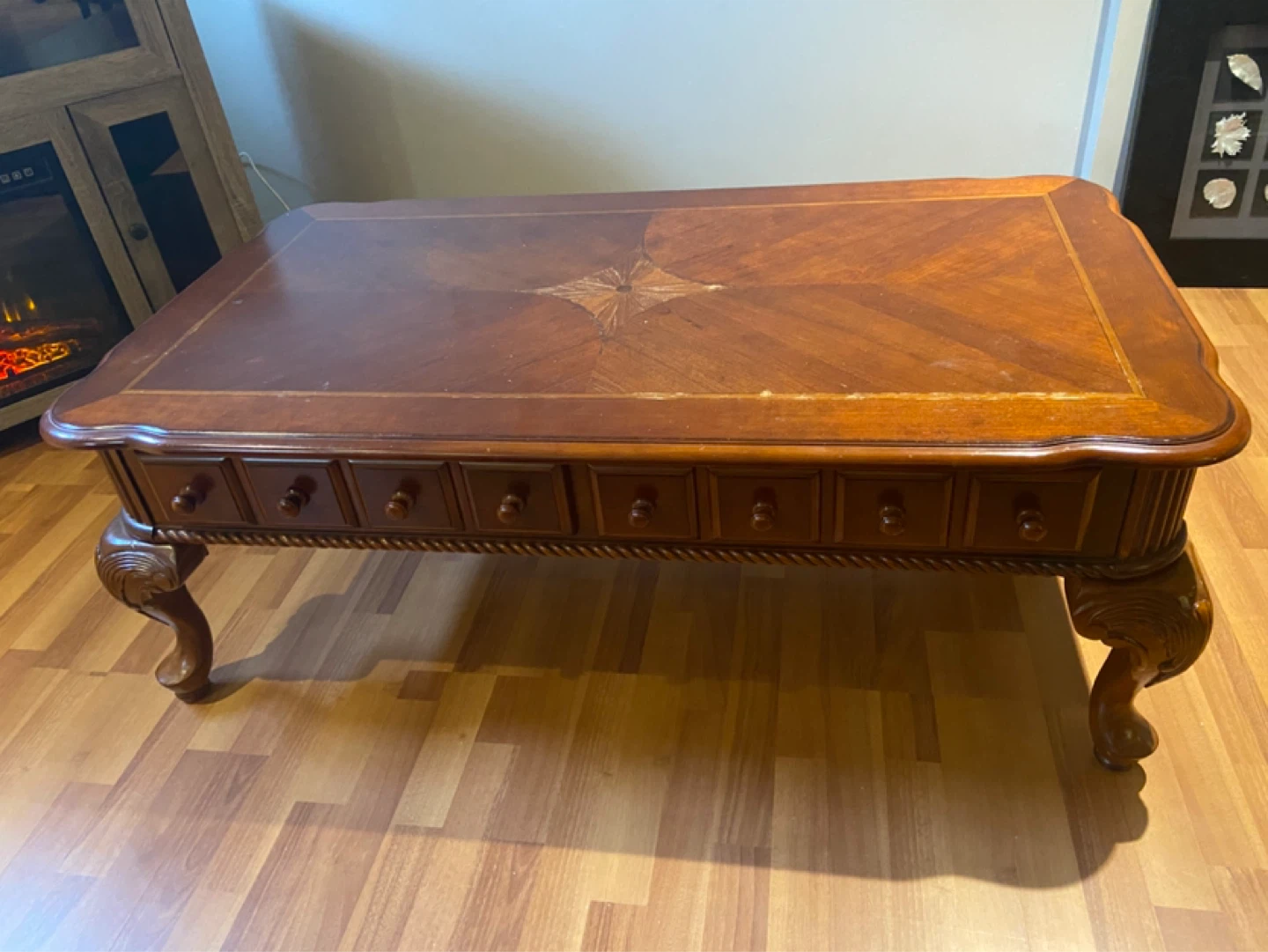 Wooden coffee table and 2 side tables with drawers