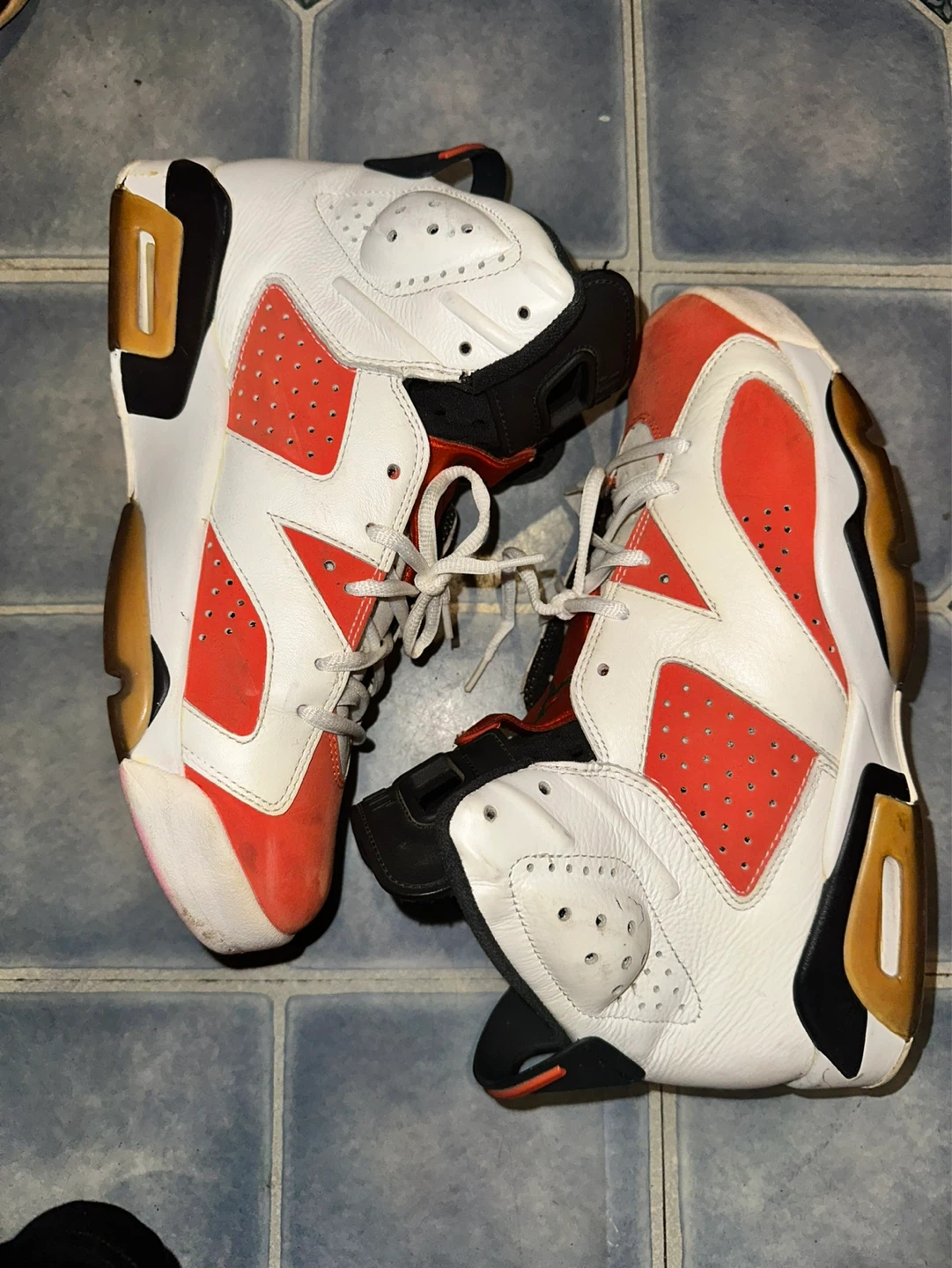 Air Jordan 6 Retro Gatorade Sneakers 9.5 - photo 2