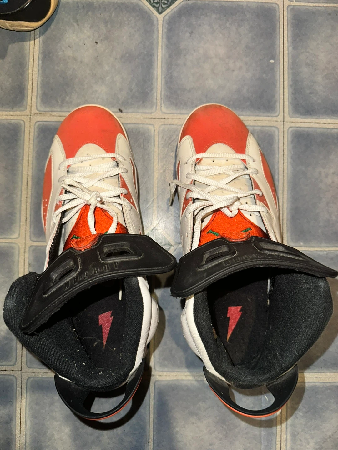 Air Jordan 6 Retro Gatorade Sneakers 9.5 - photo 4