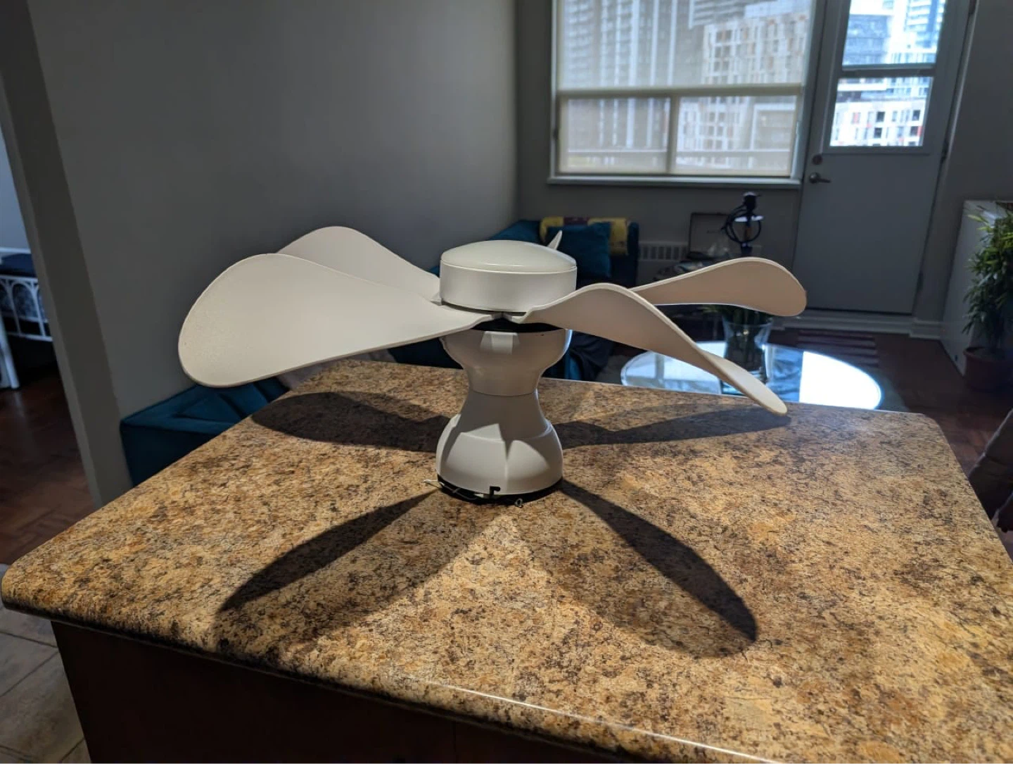 White Ceiling Fan Motor Unit with light - photo 2