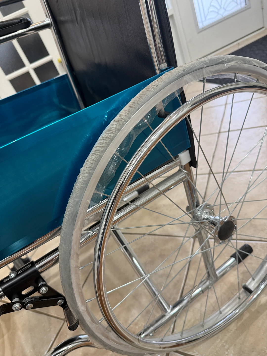 New Aluminum Wheelchair with Fork Legs - photo 3