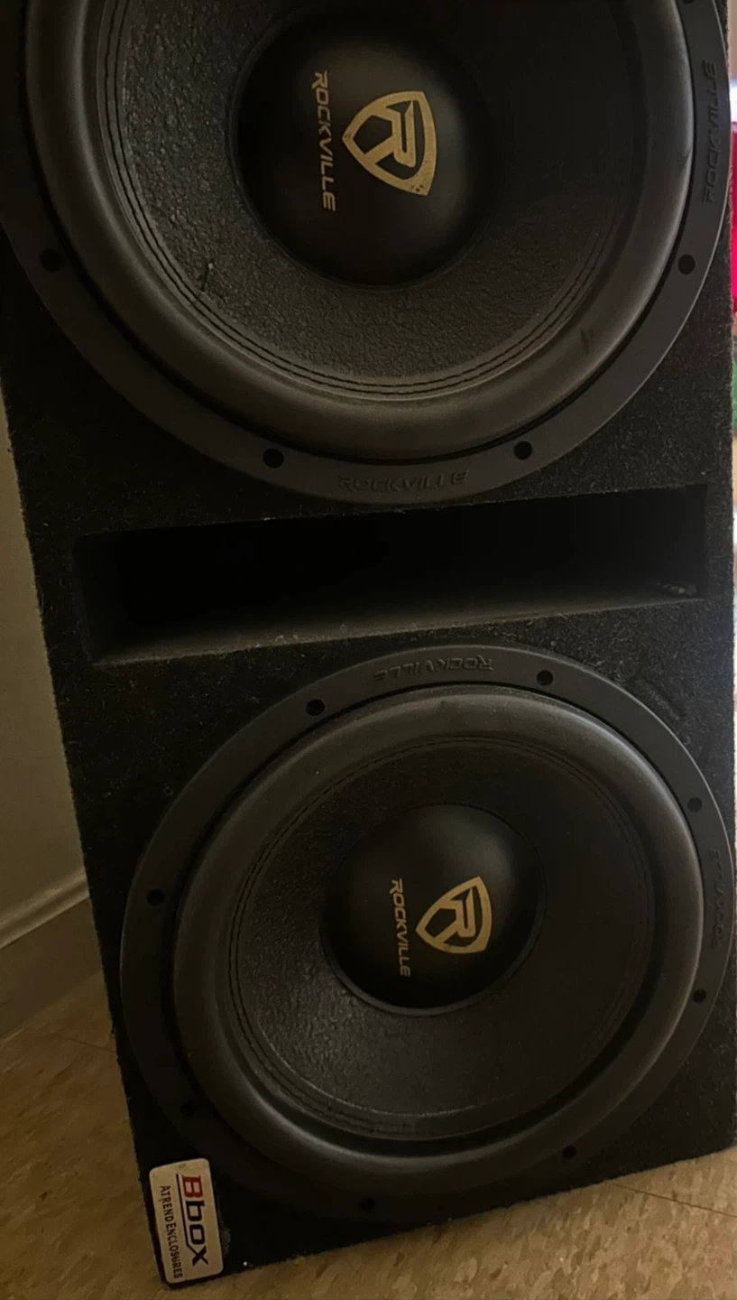 Rockville 12 Inch Dual Subwoofer Enclosure Box - photo 3
