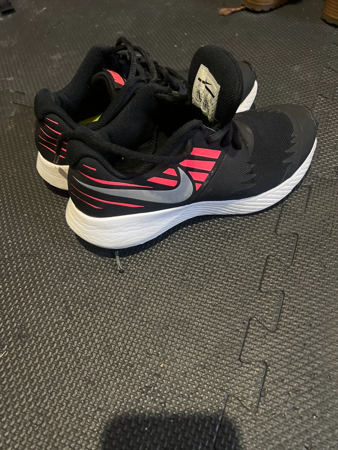 Nike Running Shoes Black/Pink Youth Size 36 EUR - photo 3