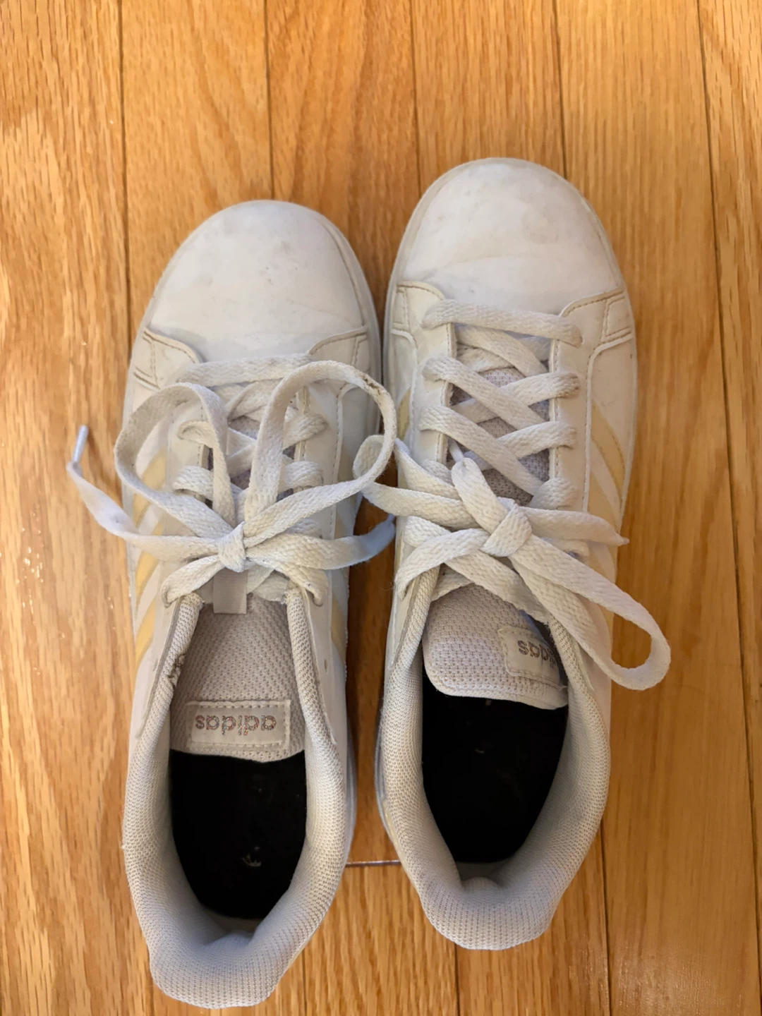 Girls Adidas sneakers - photo 2