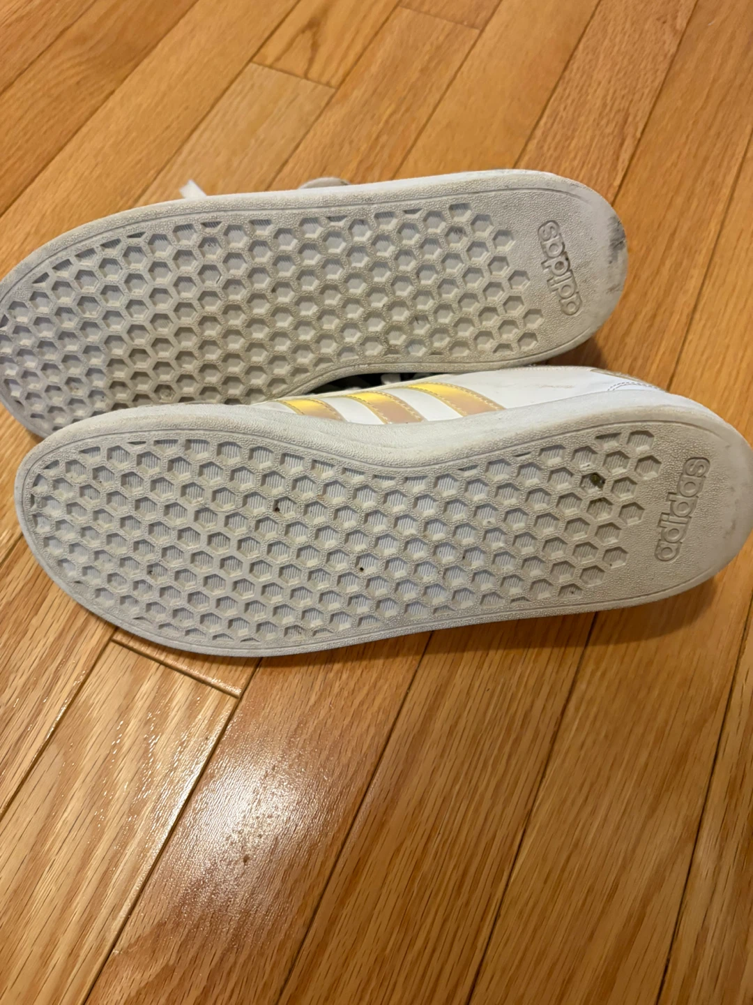 Girls Adidas sneakers - photo 3
