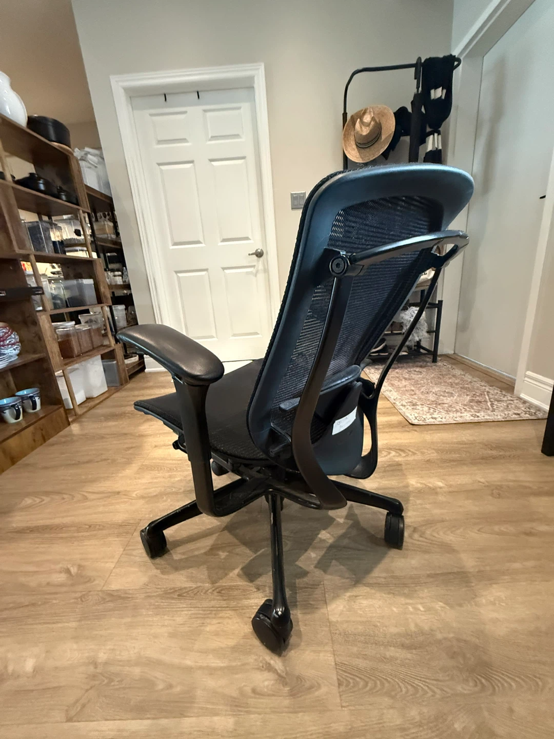 Black Ergonomic Office Chair - photo 3