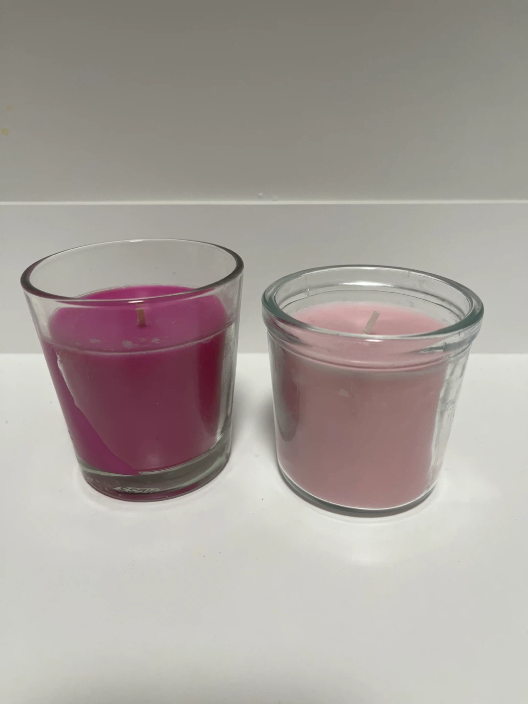 Set of 2 Scented Glass Candles - Pink & Magenta