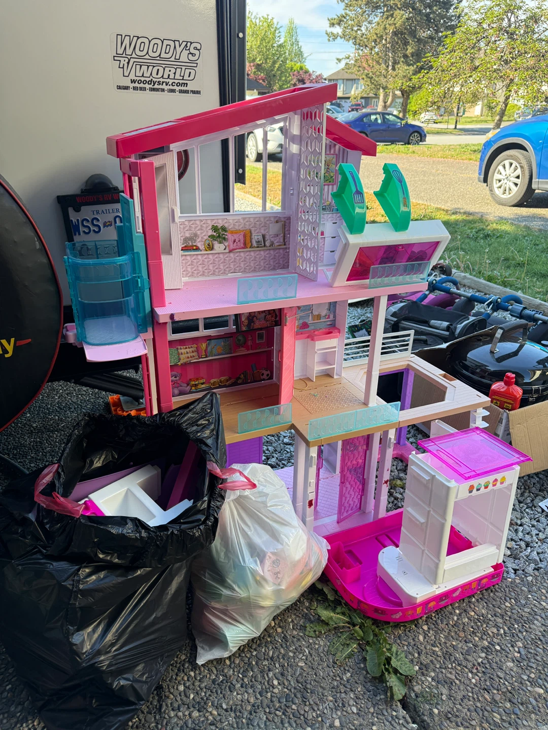 Barbie Dreamhouse Dollhouse