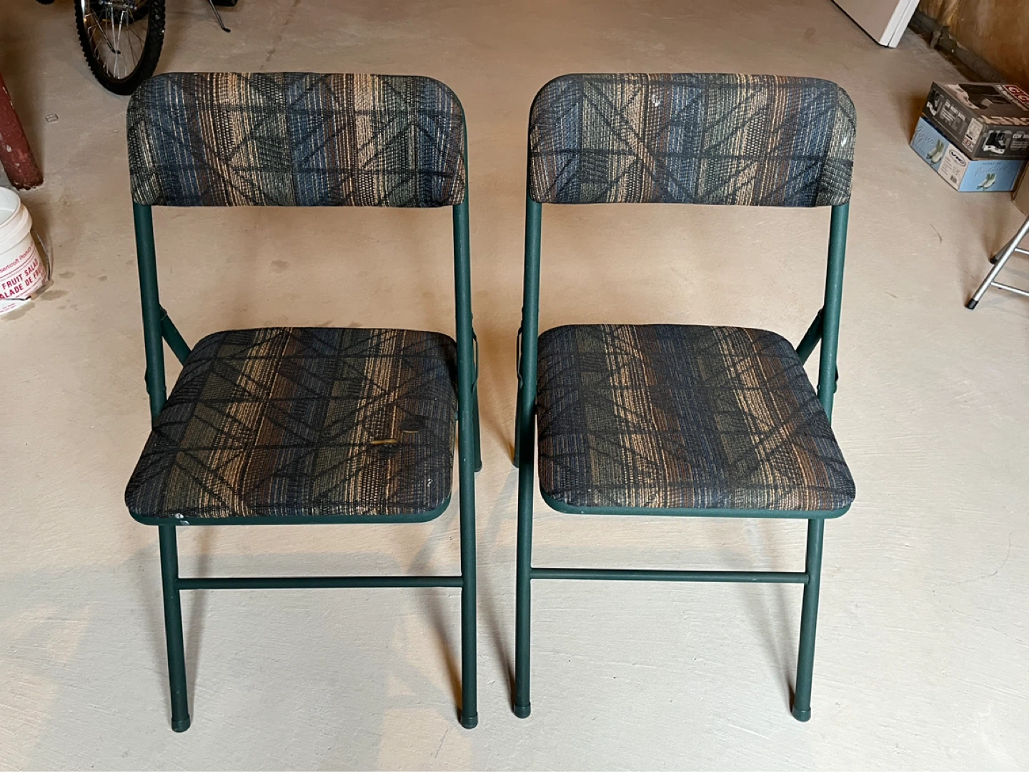 Set of 2 Folding Chairs