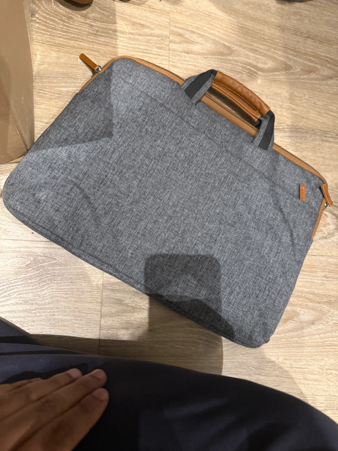 DOMISO Grey Laptop Bag with Brown Leather Handles - photo 2