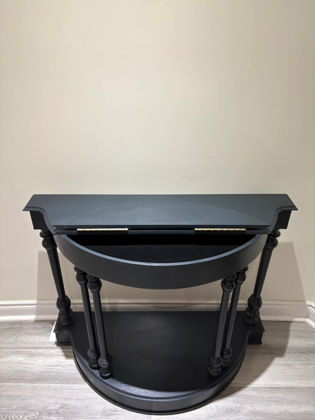 Refinished Bombay & Company Console Table - photo 3