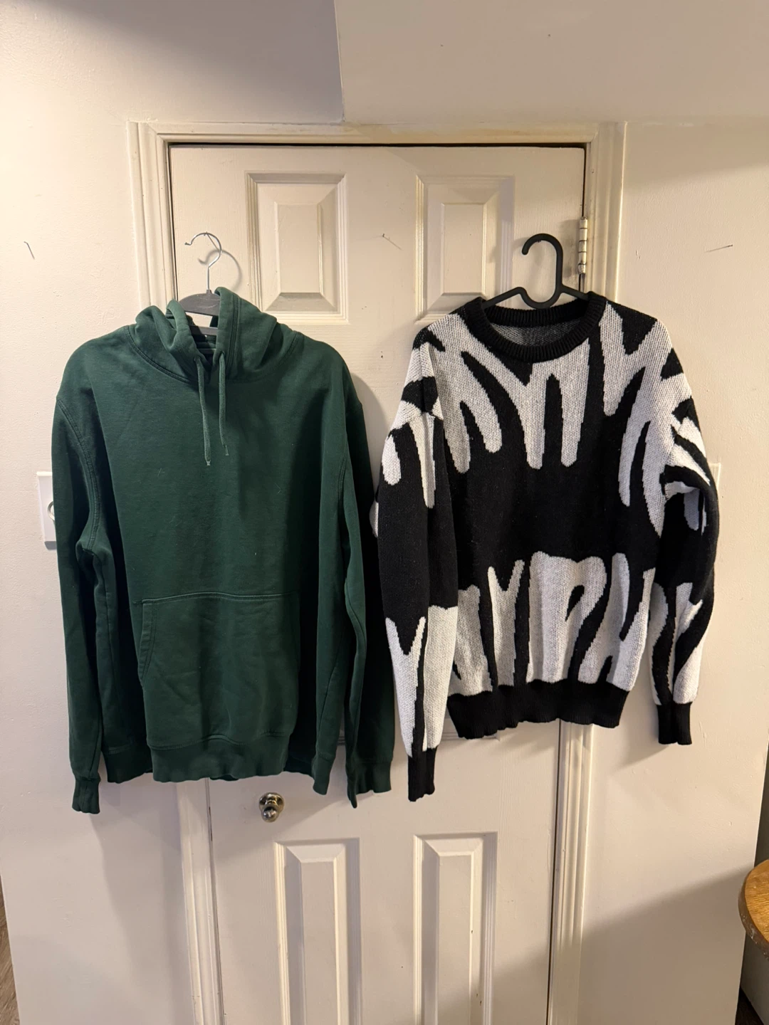 SHEIN Green Ribbed V-Neck Bodysuit - photo 2