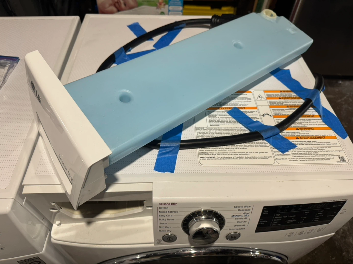 LG 24” Compact Washer + Ventless Dryer — No Ducting Required - photo 4