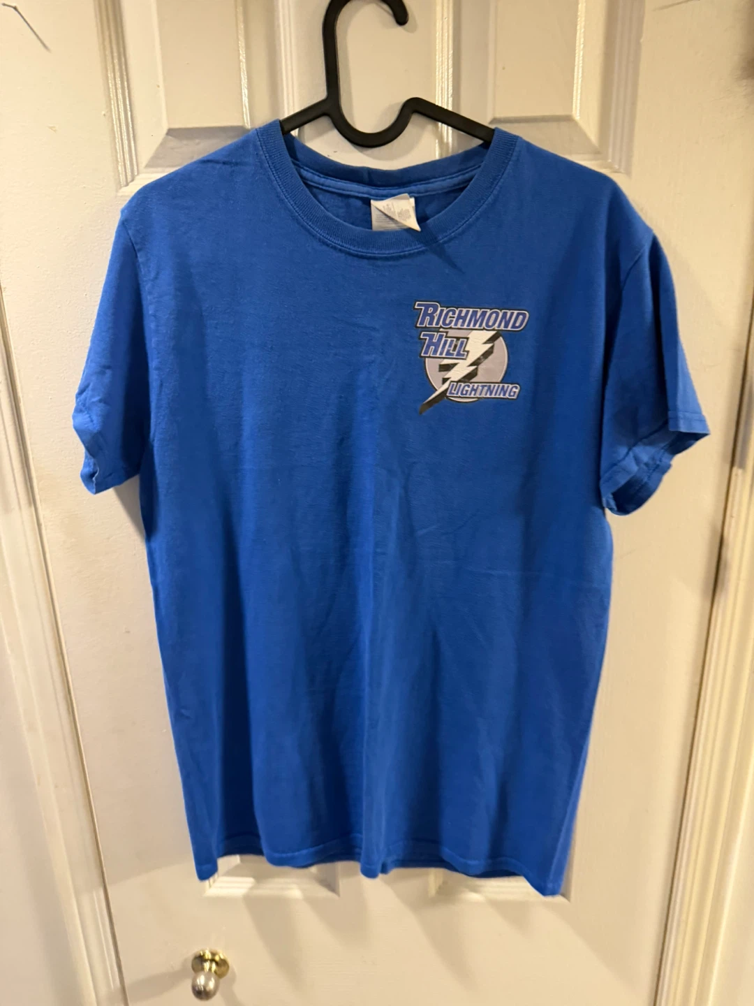 Bundle of 5 T-shirts and 1 Hoodie - photo 3