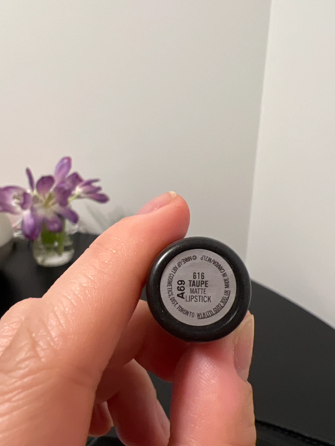 MAC Matte Lipstick 616 Taupe - photo 2