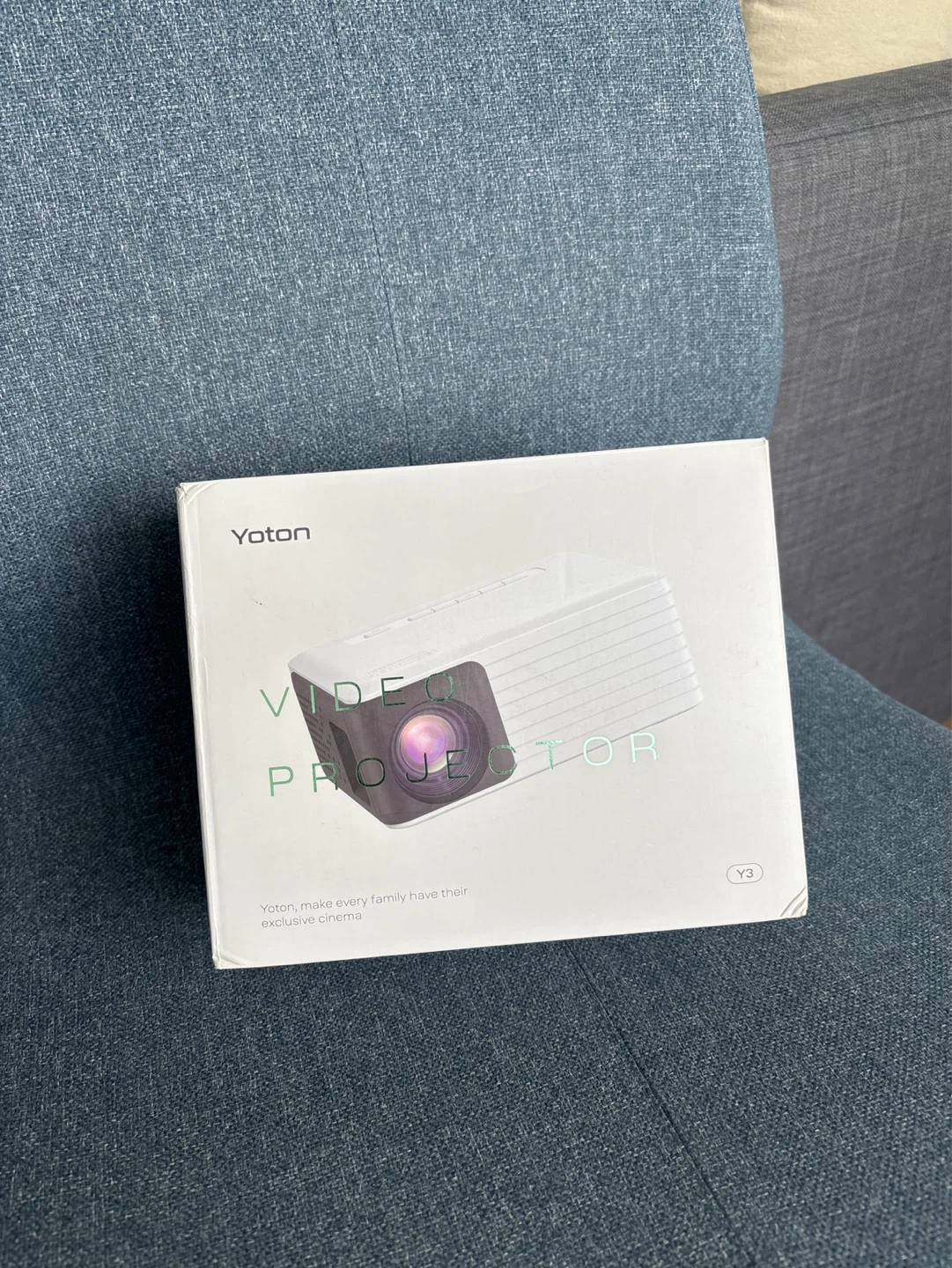 Yoton Y3 Video Projector