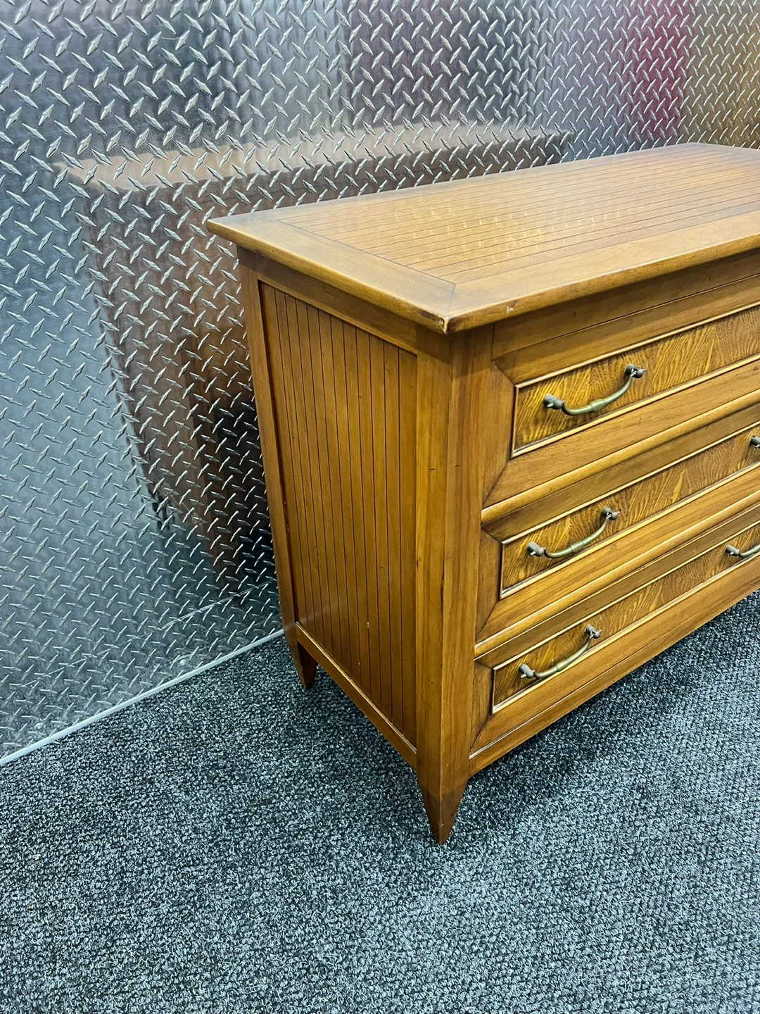 Vanleigh MCM Hardwood Dresser High Value- Free Delivery NYC & NJ - photo 4