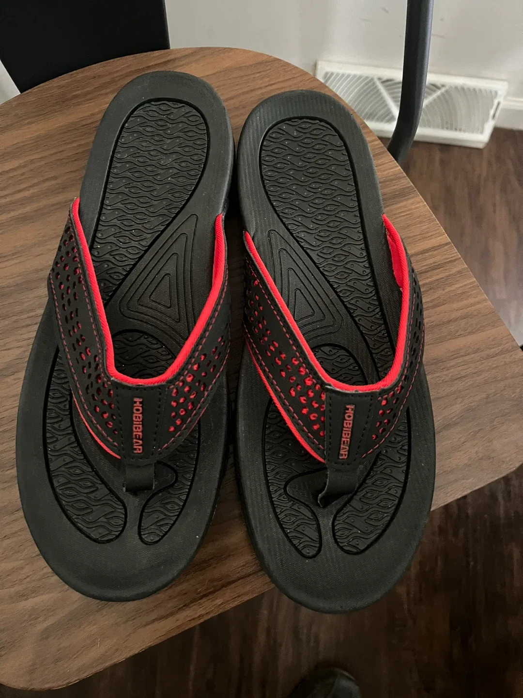 HobeaR Men's Black & Red Flip Flops - photo 3