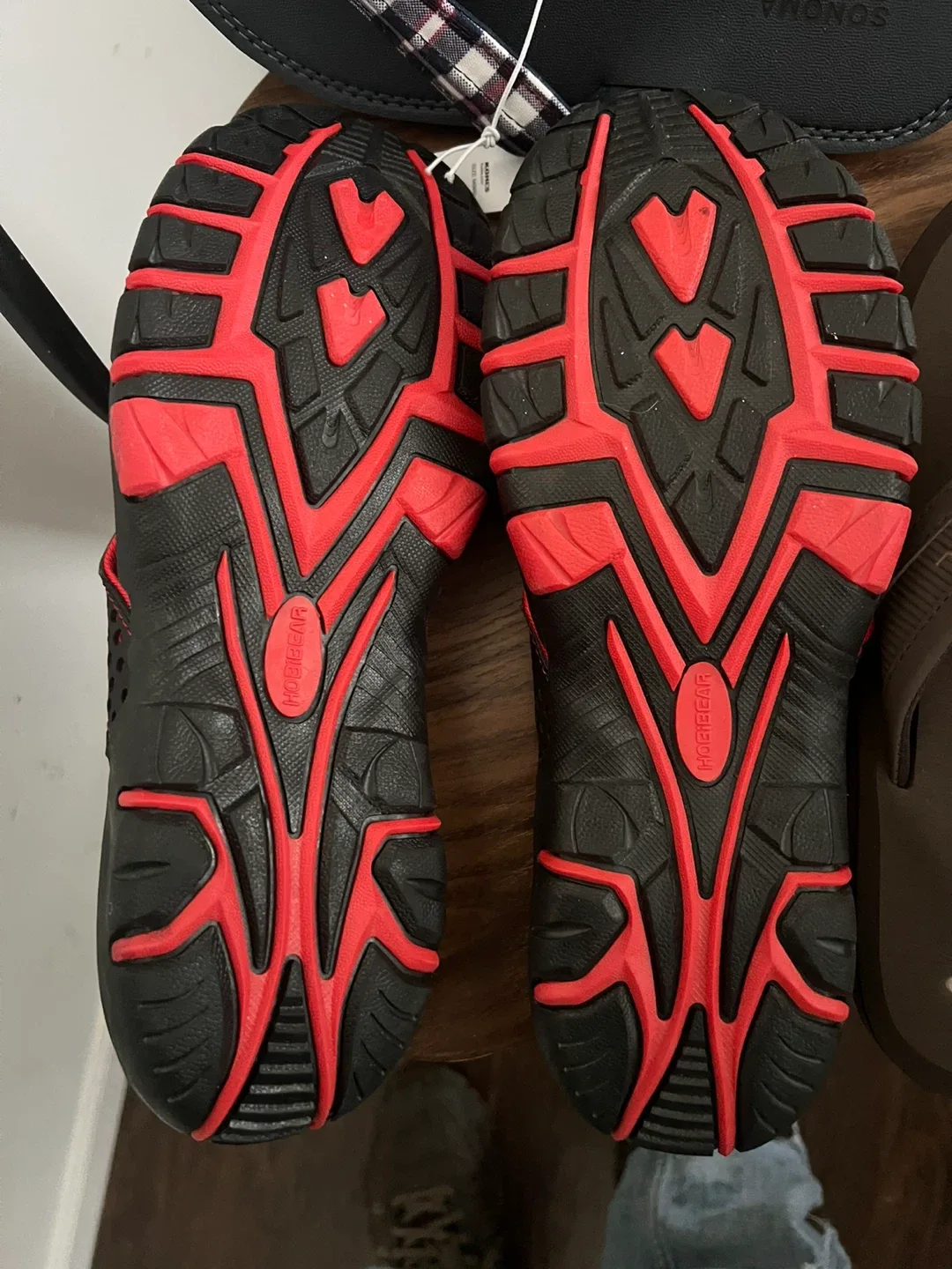 HobeaR Men's Black & Red Flip Flops - photo 2