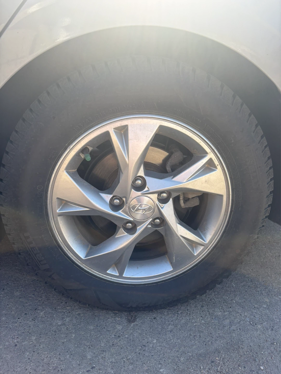 Pirelli 195/65 R15 Winter Tires - photo 5