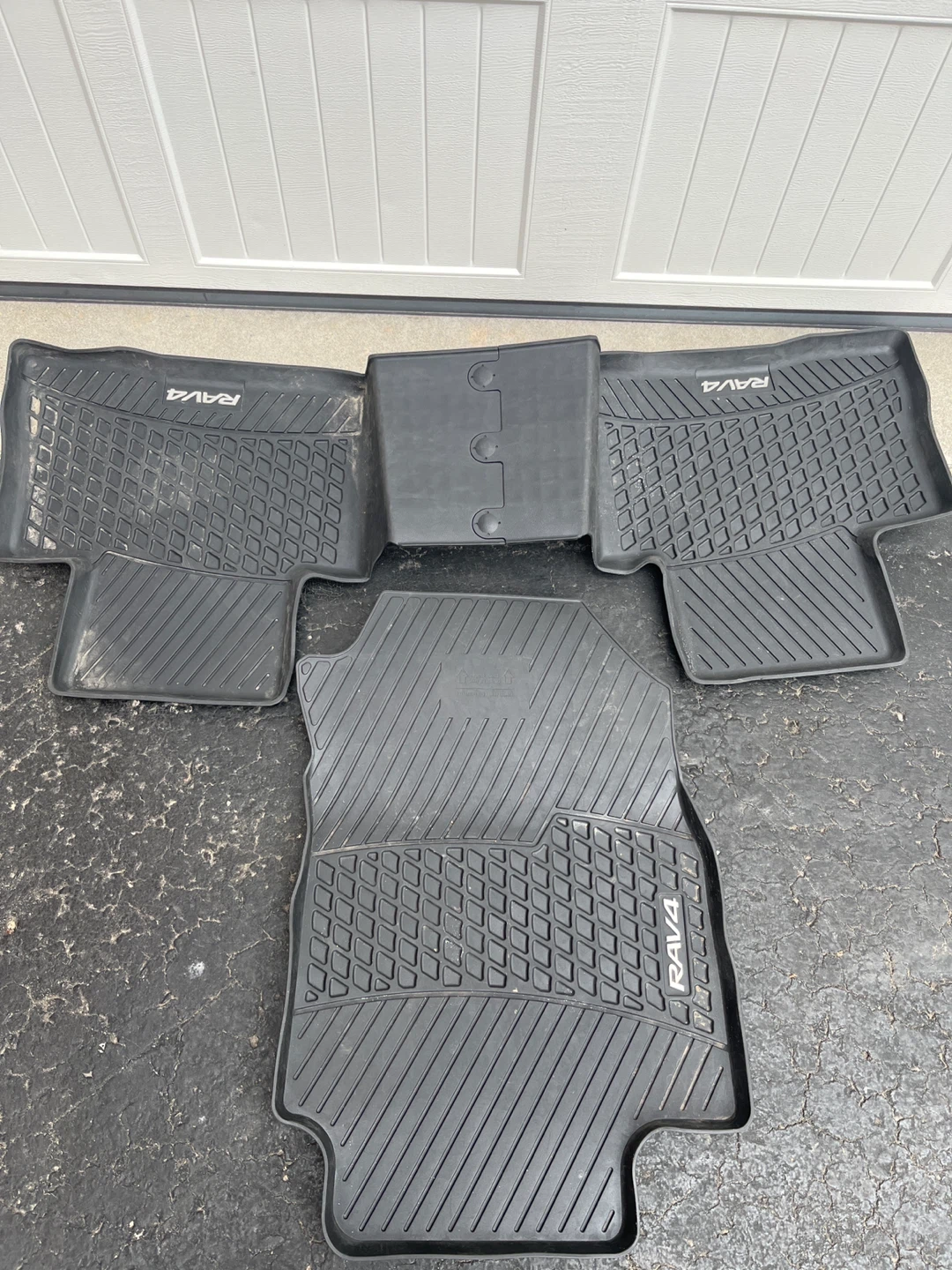 Toyota RAV4 All Weather Floor Mats