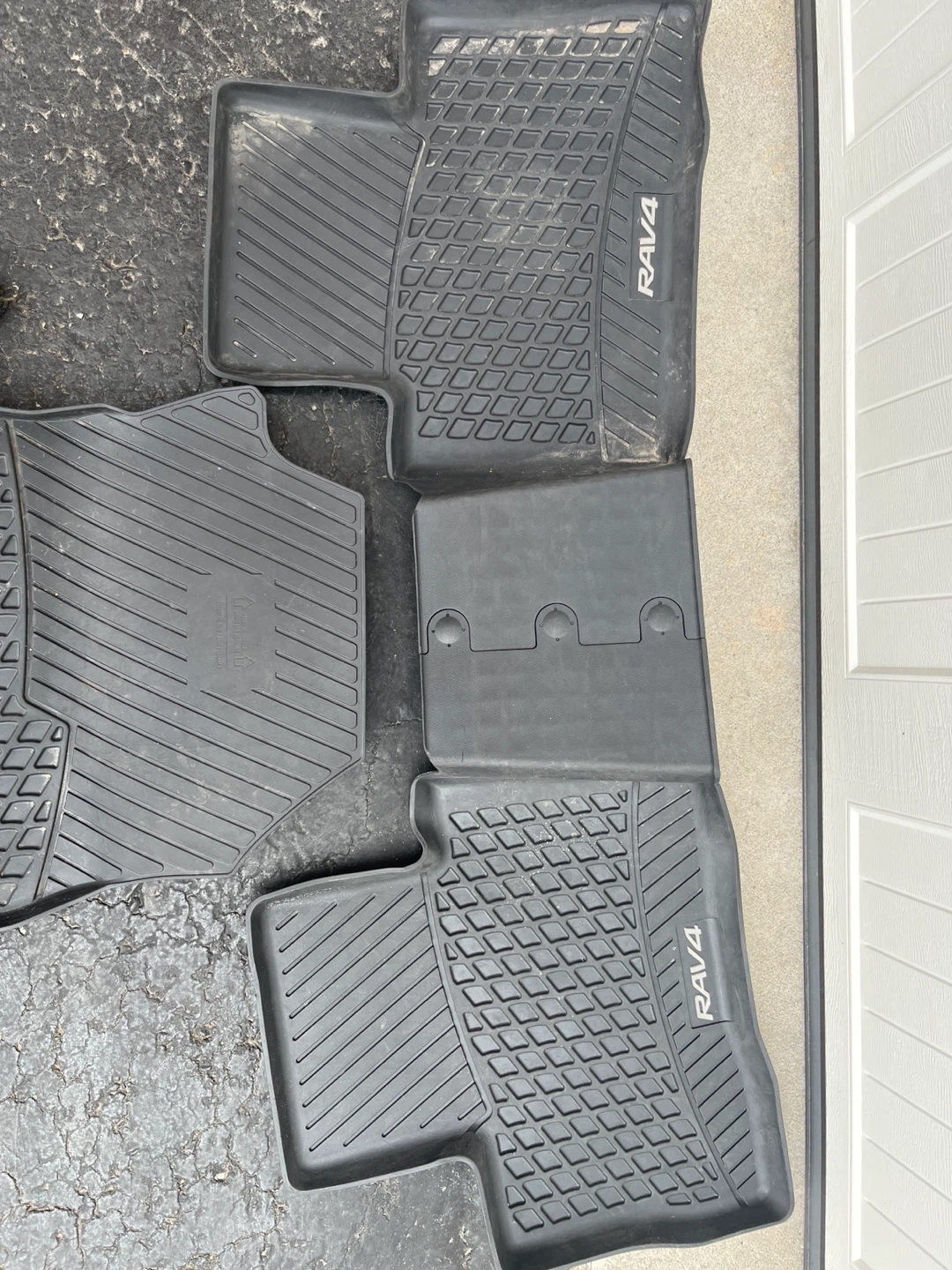 Toyota RAV4 All Weather Floor Mats - photo 2