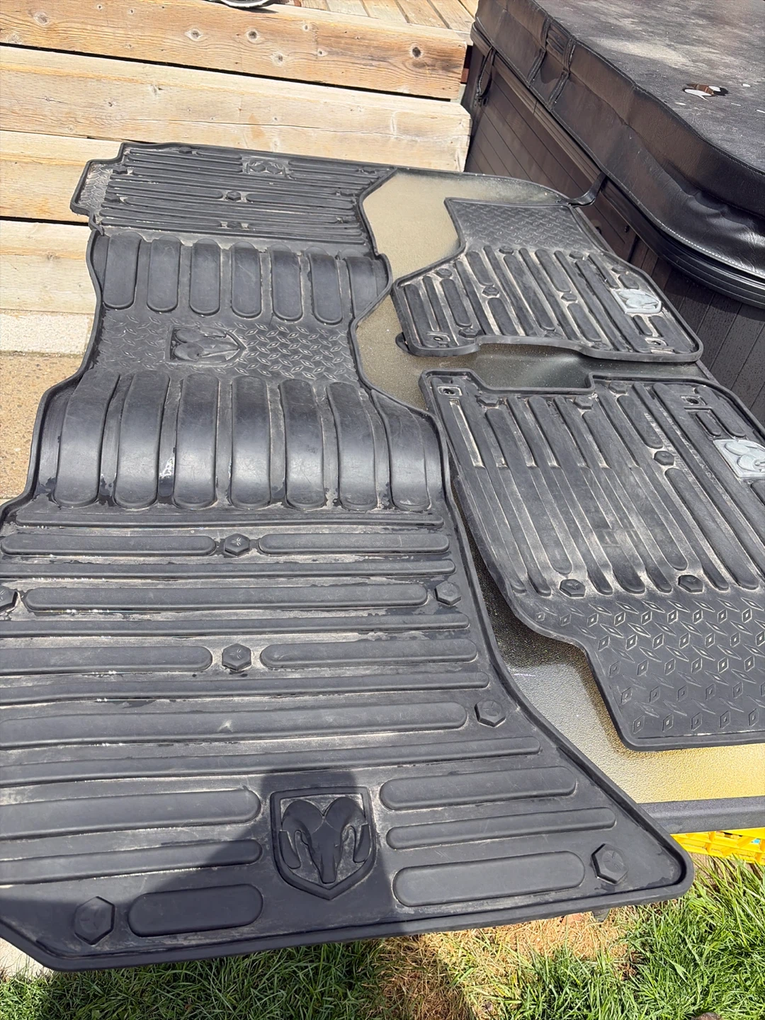 Set of 4 Ram All-Weather Floor Mats - photo 3
