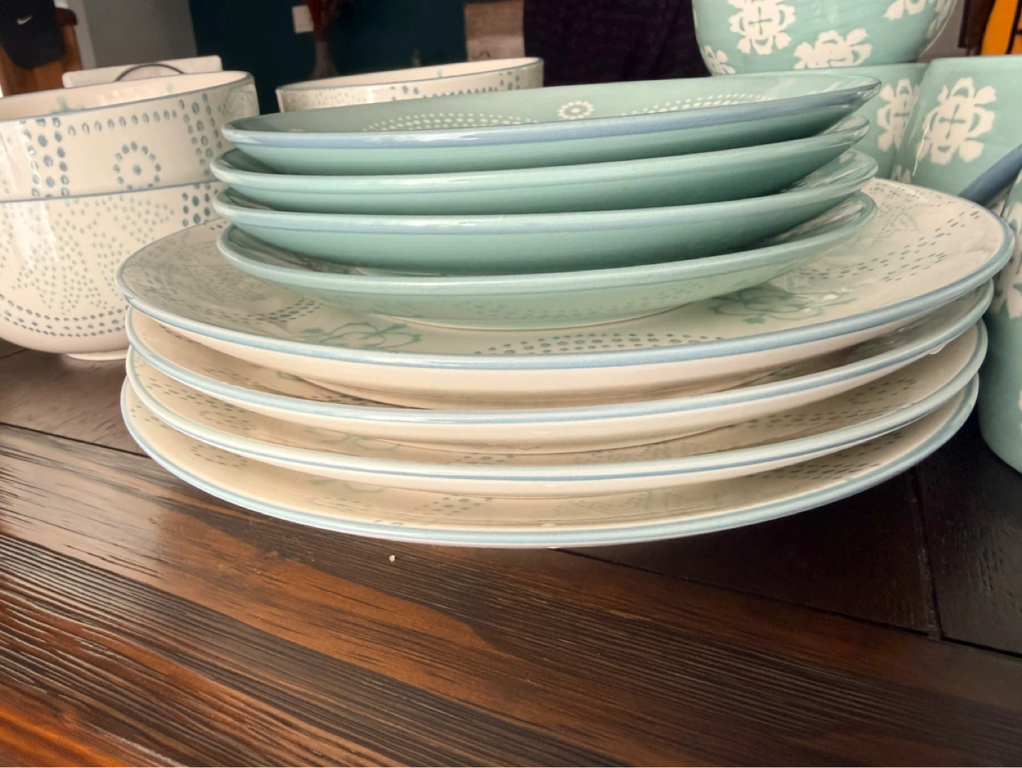 Dinnerware Set