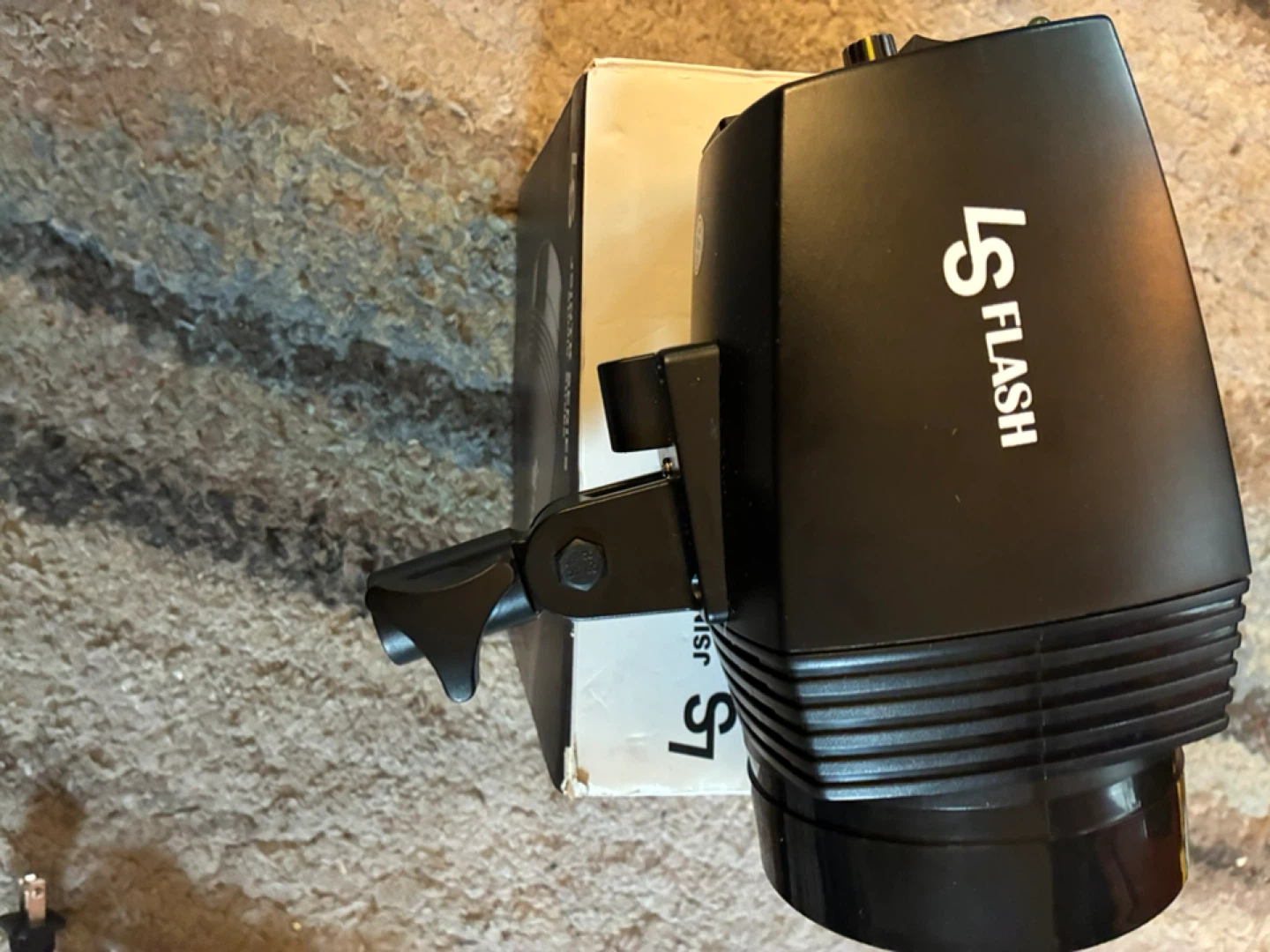 LS Flash studio strobe light - photo 3