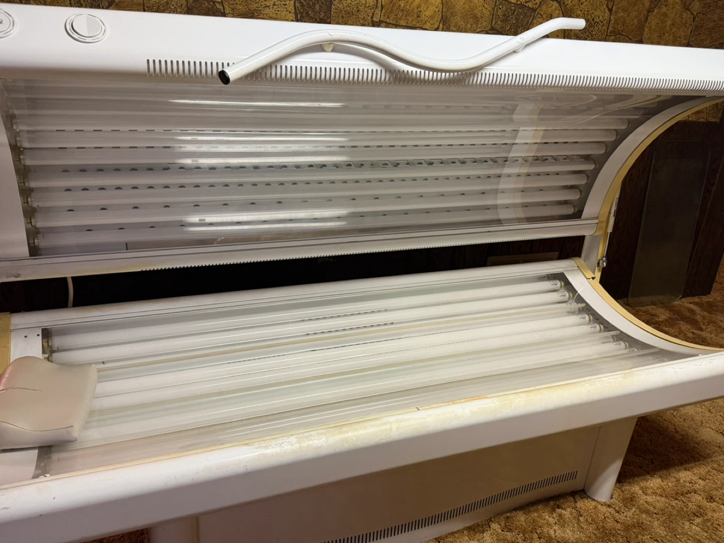 Tanning Bed - photo 3