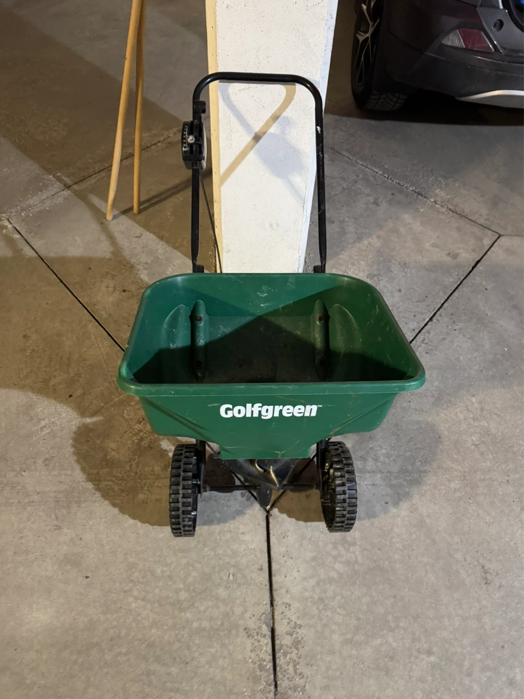 Golfgreen Push Spreader