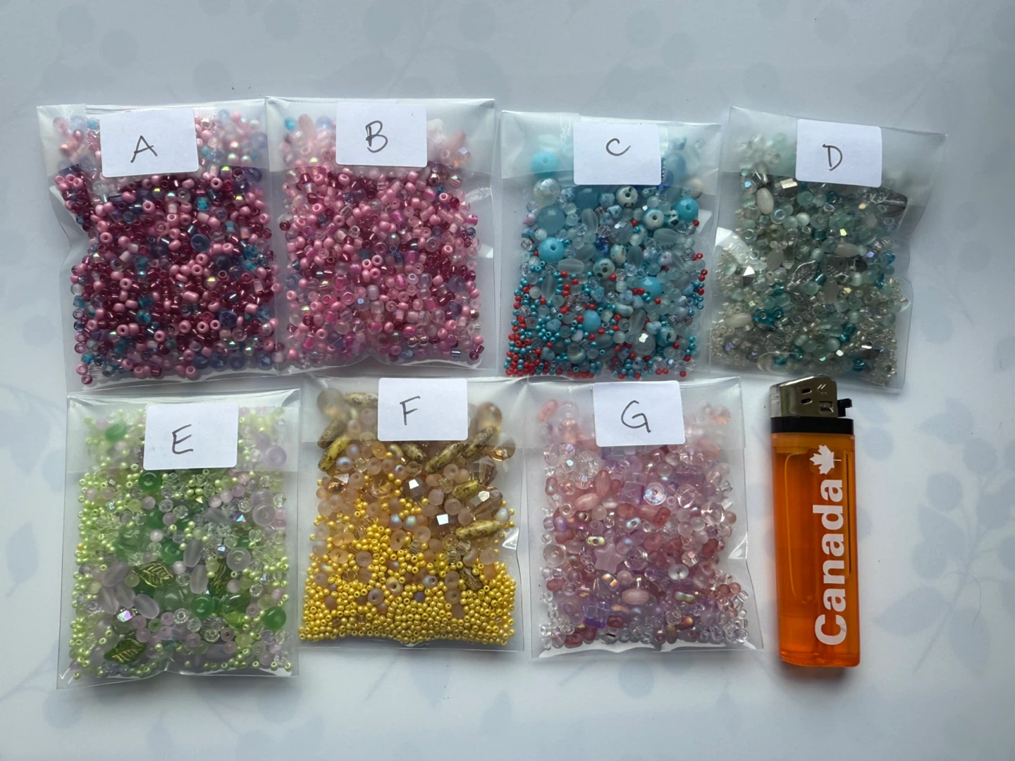 Single bag of assorted beads - various colours and sizes