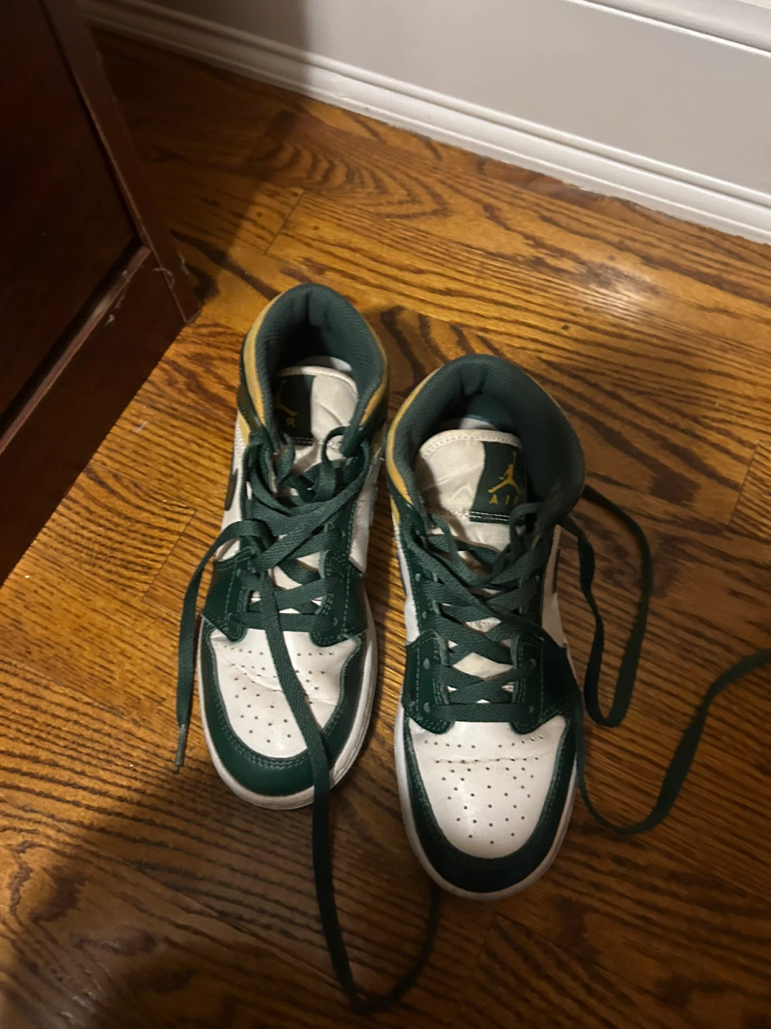 Jordan 1 Mid SE GS Dark Green Yellow White