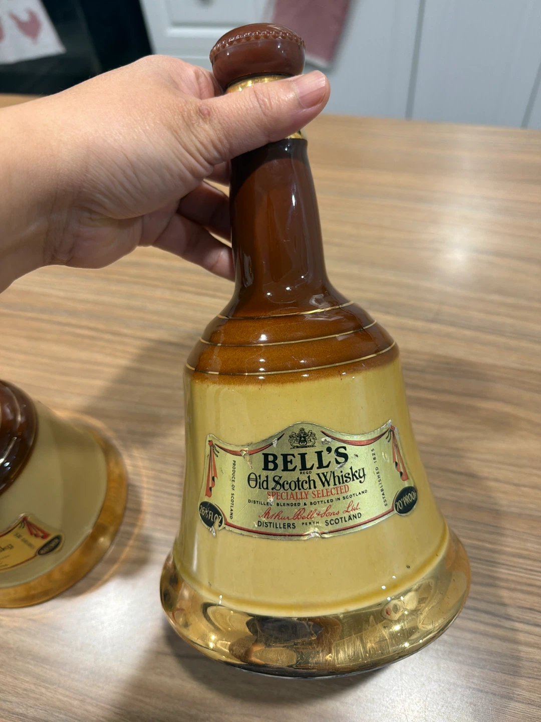 Bell's Blended Scotch Whisky Decanter - photo 5