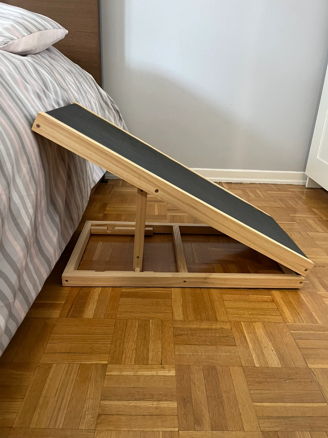 Wooden Pet Ramp for Beds - photo 4