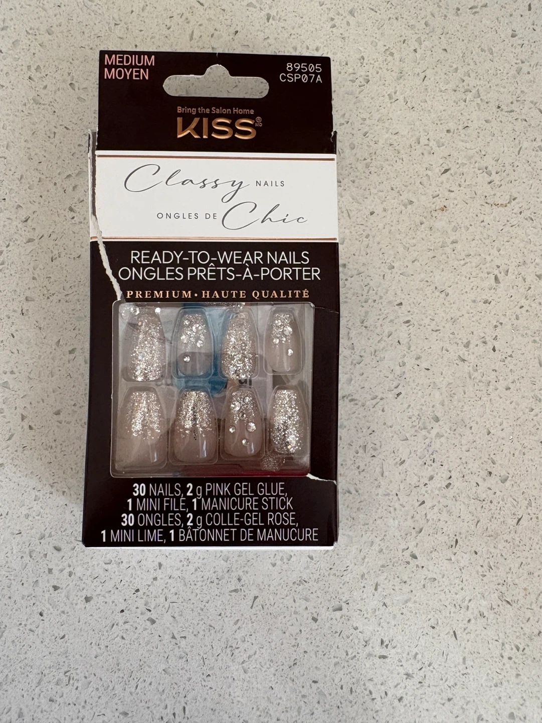 KISS Classy Chic Medium Ready-to-Wear Nails