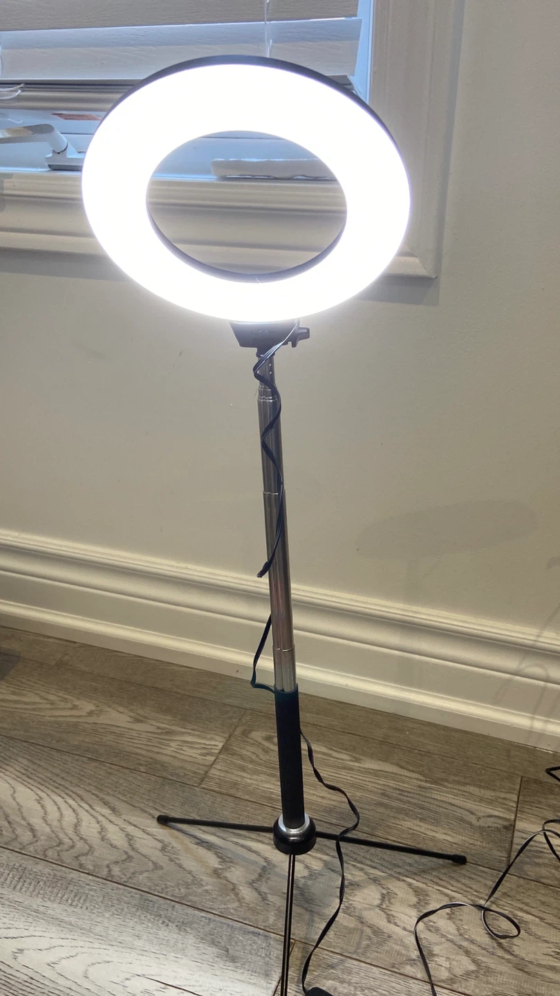 LED Ring Light with Tripod Stand - photo 2