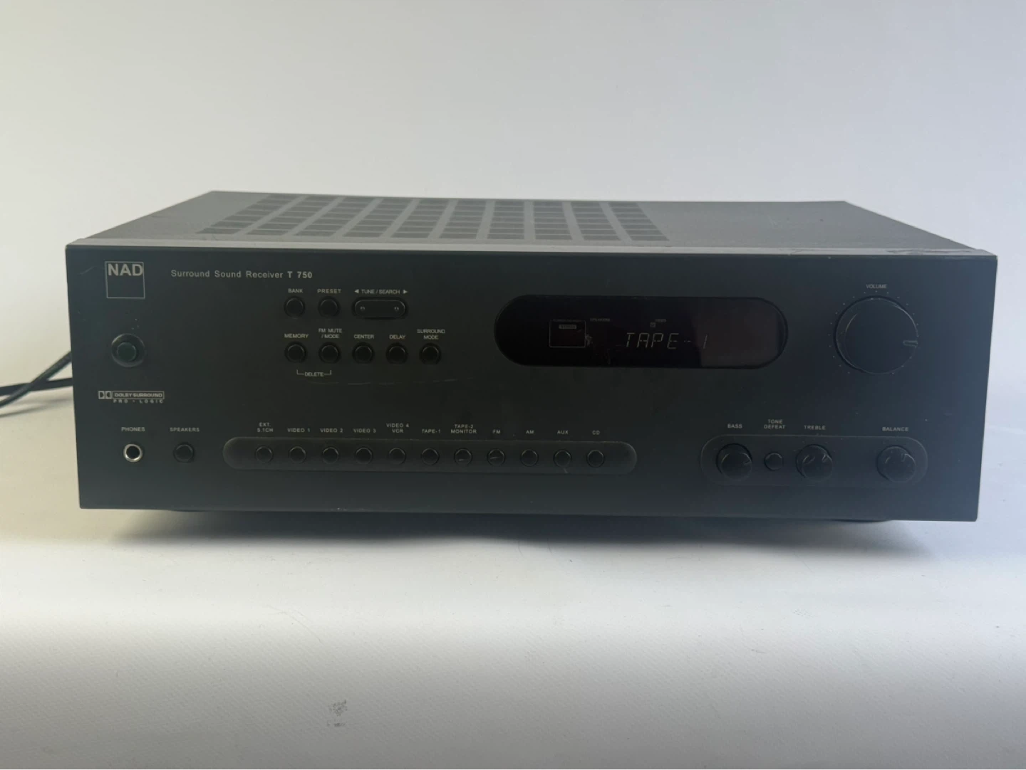 NAD Surround Sound Receiver T 750 - Excellent condition - photo 2
