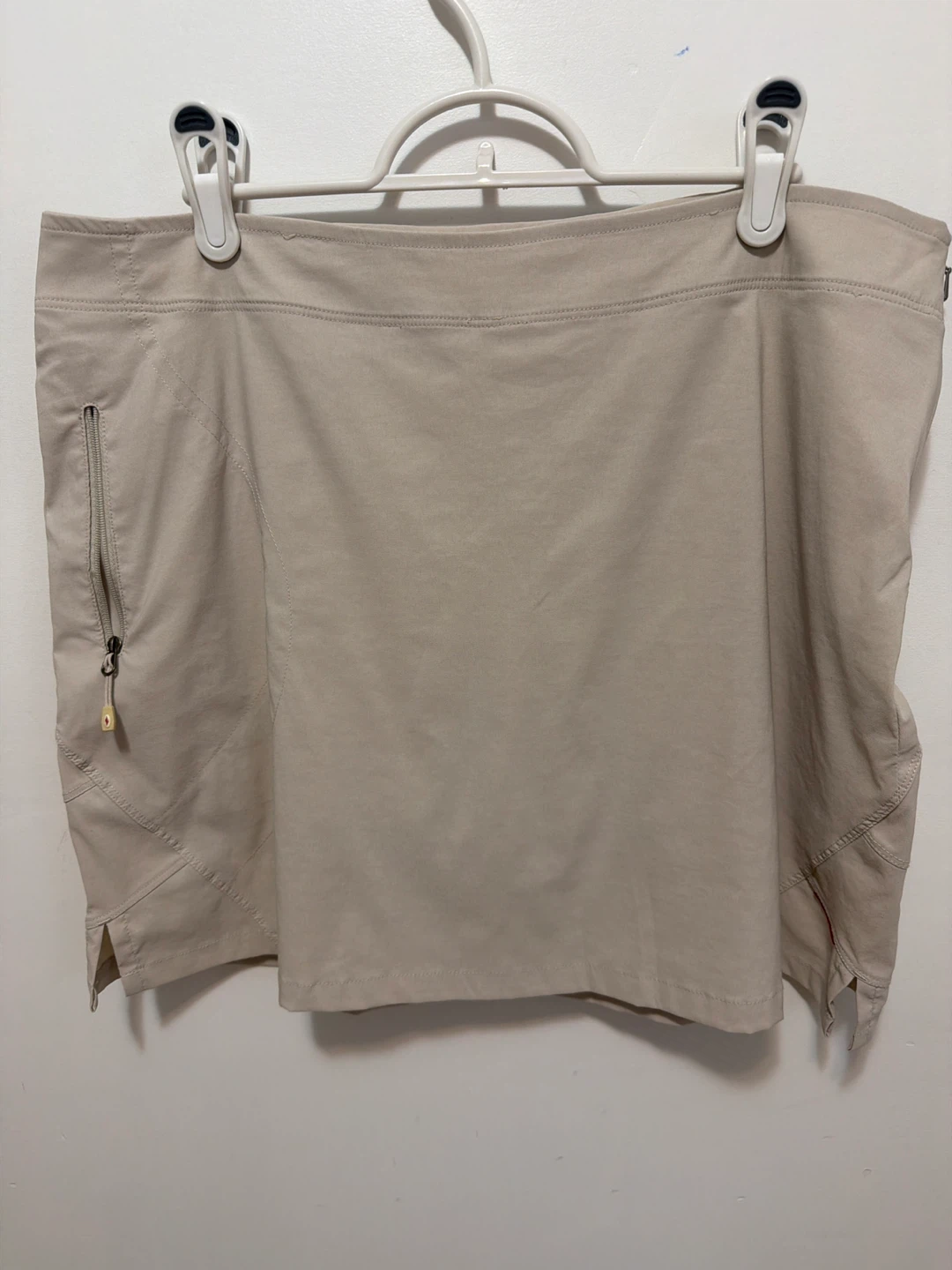 Avia Women's Skort Size M/M Beige