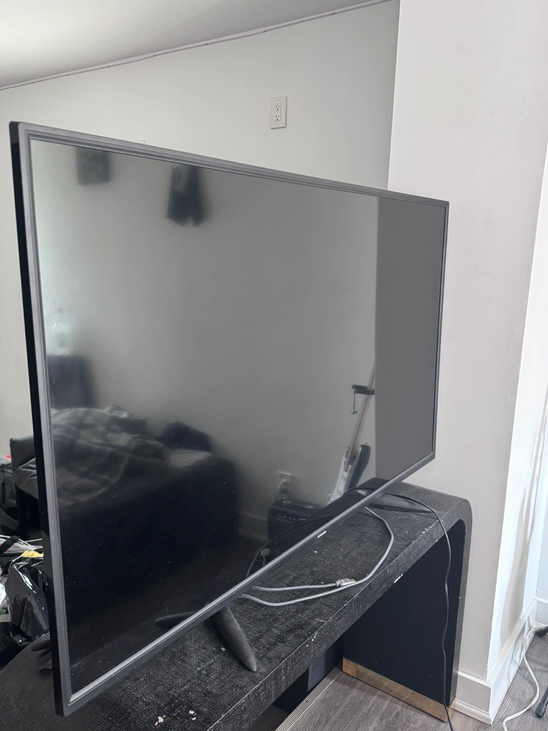 Toshiba Flat Screen TV - photo 2
