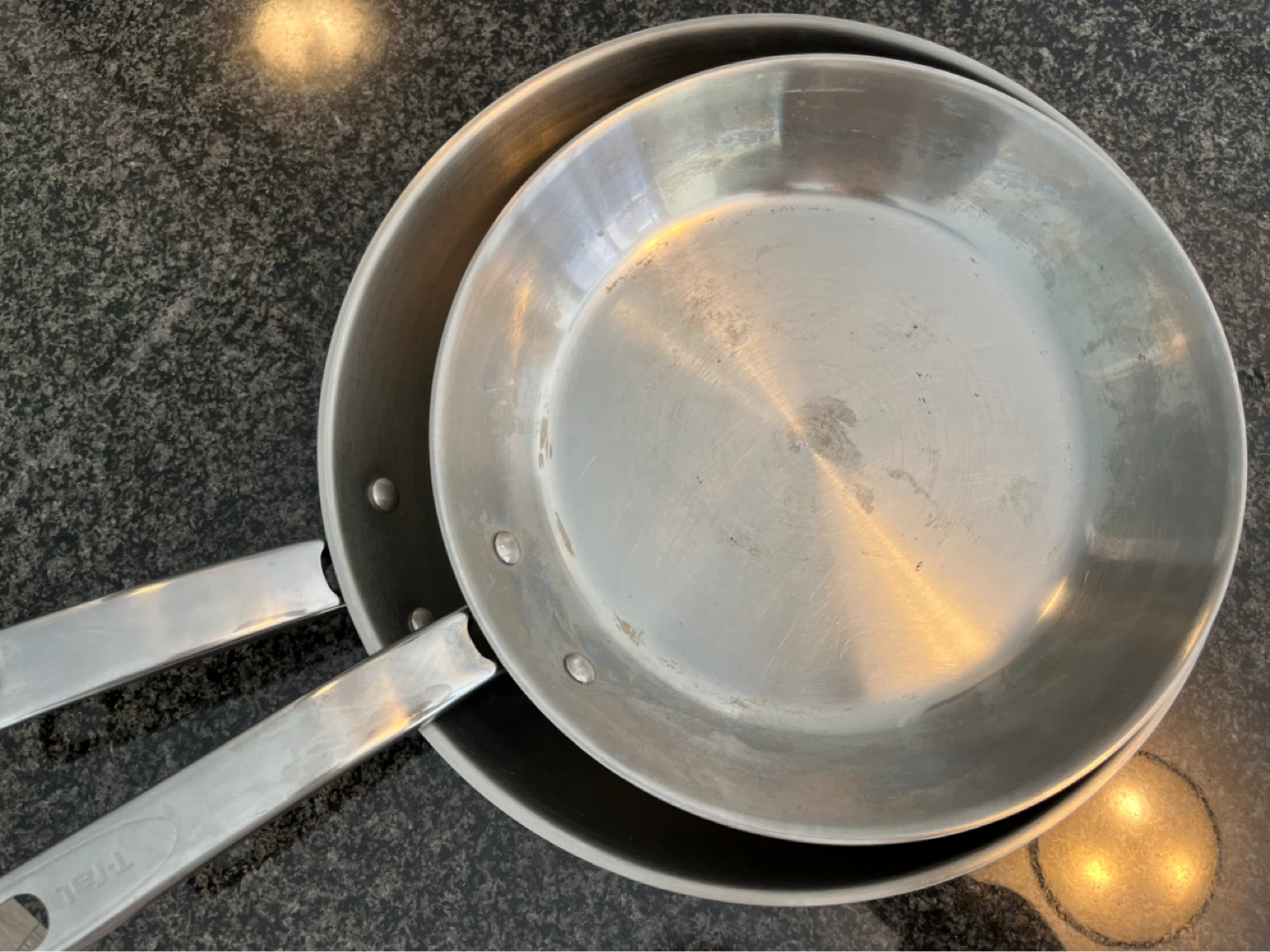 T fal stainless steel pans (26 & 30cm) - photo 2
