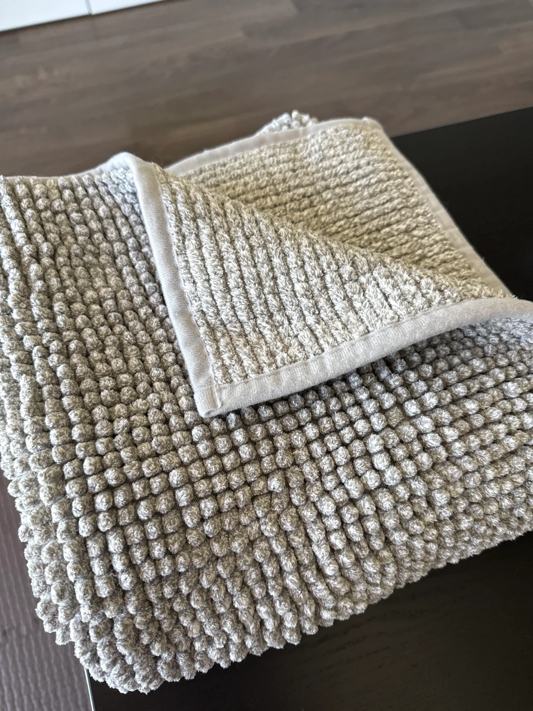 Grey Bath Mat 24”x47” - photo 3