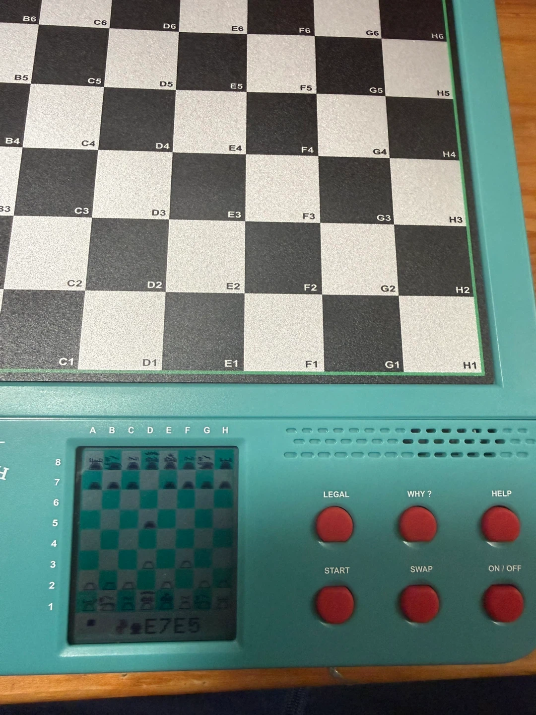 Grandmaster Chess Coach Electronic Chess Set - photo 5