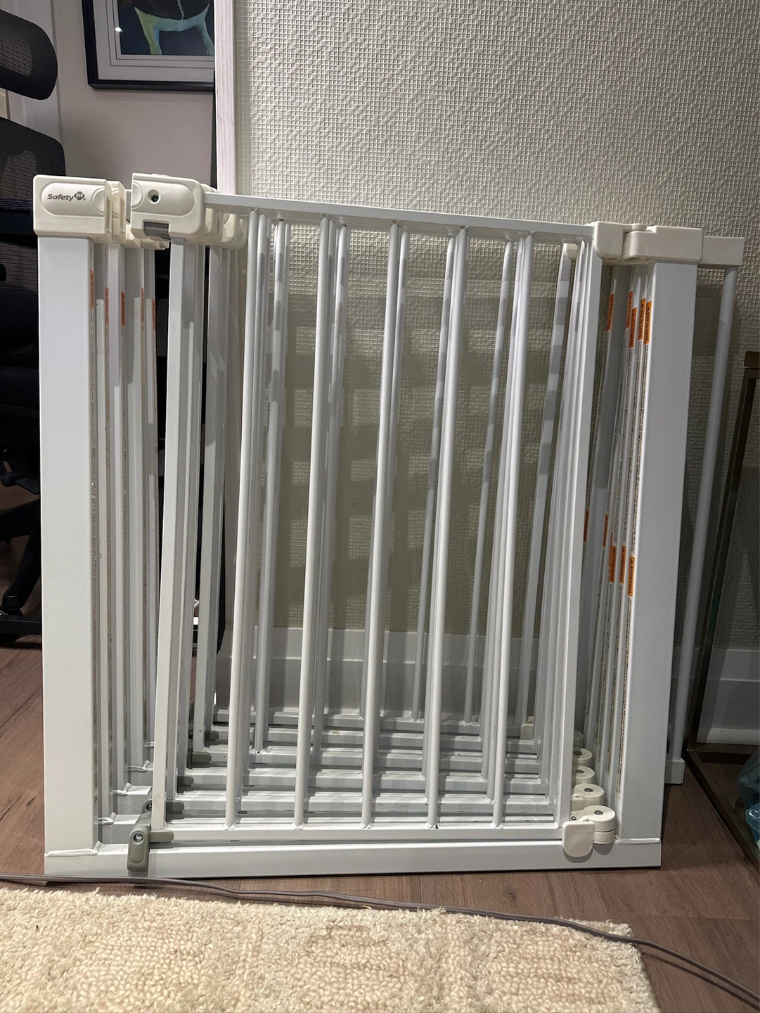 Safety 1st White Metal Baby Gate - photo 2