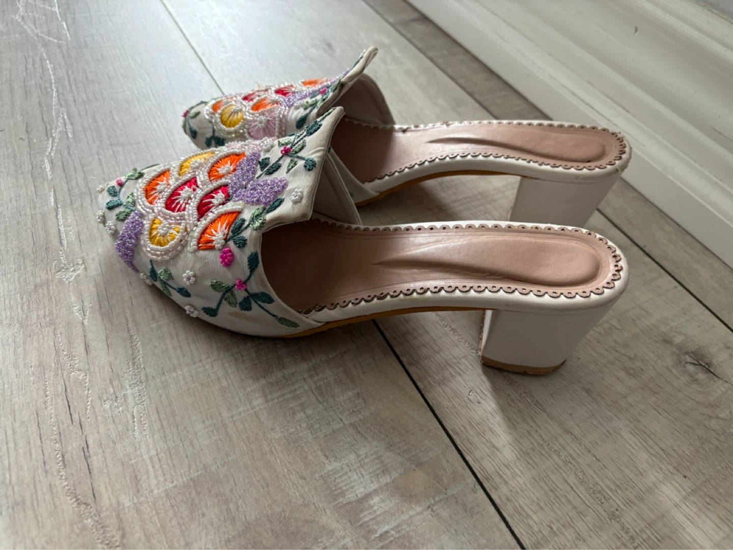 Embroidered White Mules - Women's Size 38 - photo 2