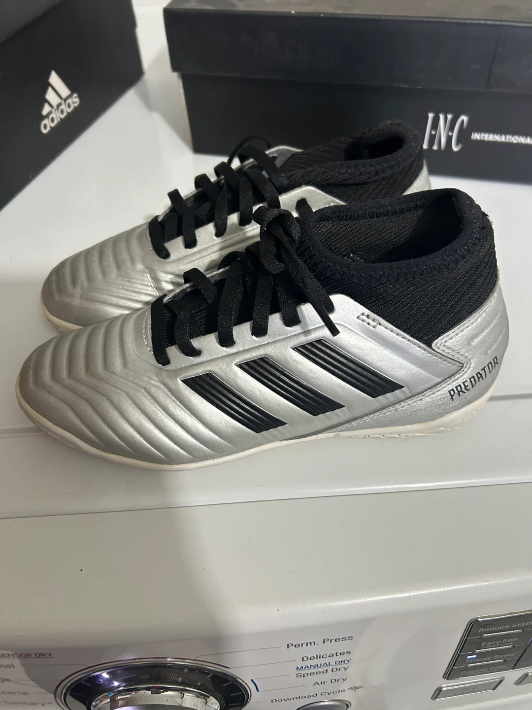 Adidas Predator Soccer Cleats should size 2