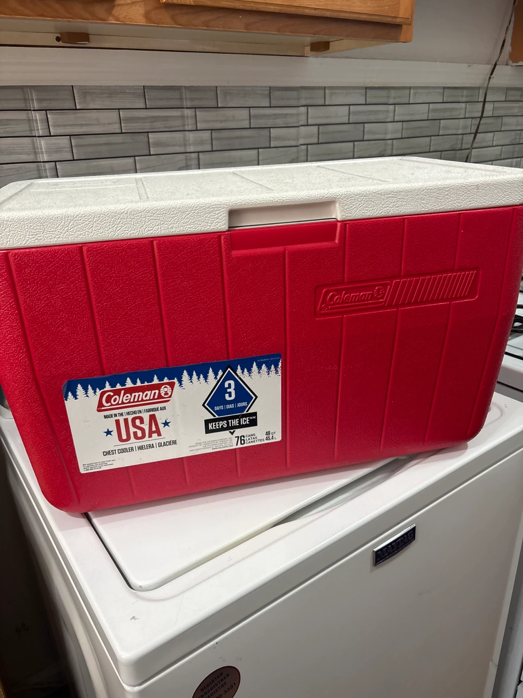 Coleman 76 Quart Chest Cooler - photo 2